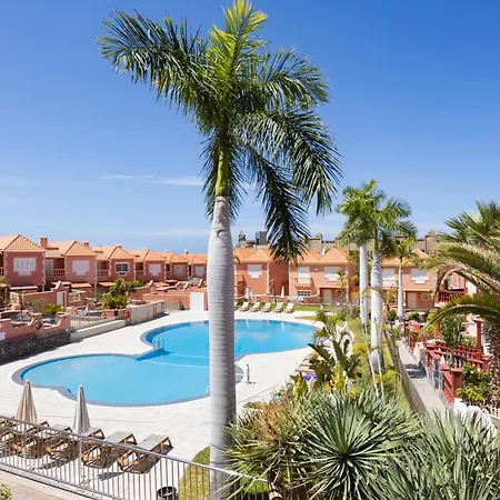 Two Modern&bright Near El Duque Apartamento *