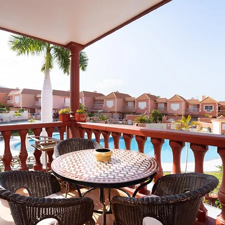 Διαμέρισμα Two Modern And Bright Near El Duque