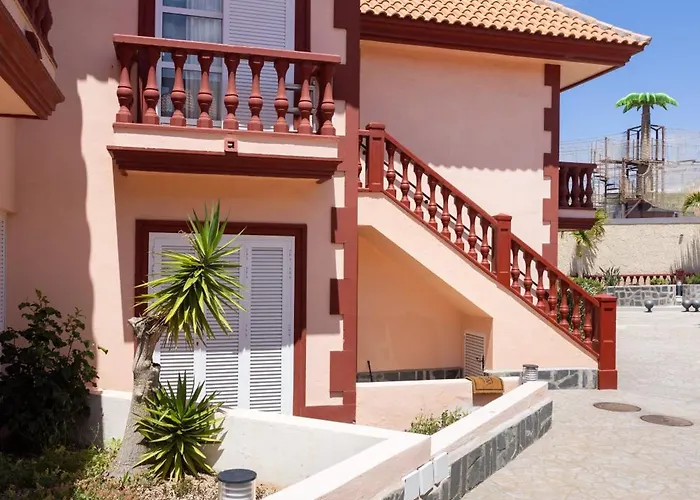 Two Modern&bright Near El Duque *