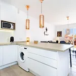 Stunning Modern Just Steps From El Duque Apartment *