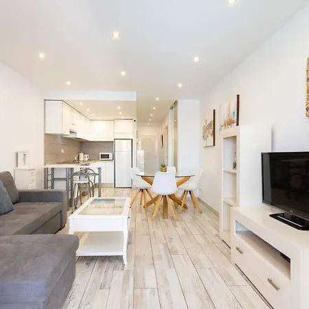 아파트 Two Modern And Bright Near El Duque *