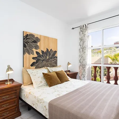 Two Modern And Bright Near El Duque