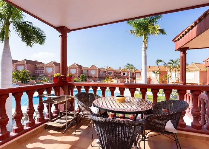 Stunning Modern Just Steps From El Duque