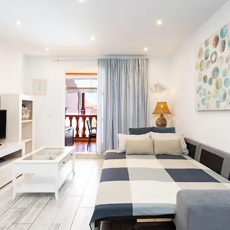 Lägenhet Two Modern And Bright Near El Duque